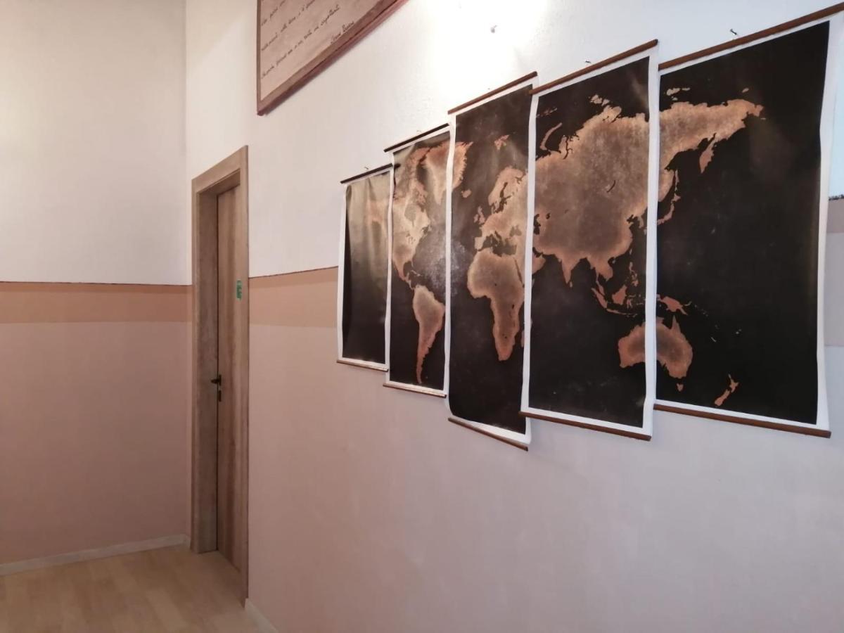 Апартаменты Vite Dipinte 1 Bilocale In Langa Новелло Экстерьер фото